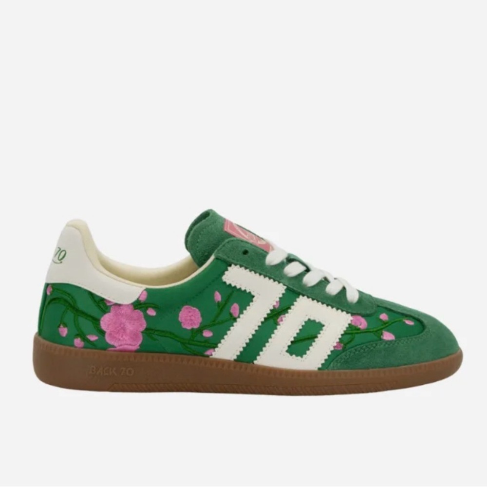 Back70- NWB Green and Pink Floral Ghost Sneakers